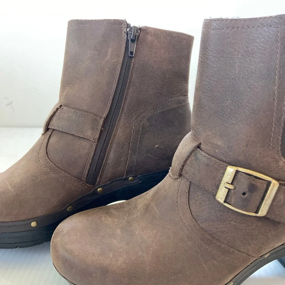 Clarks Brown Leather Studded Buckle Heeled Ankle Boots Womens 8